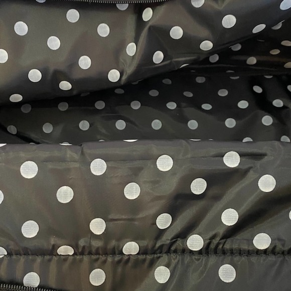 Betsey Johnson Flamingo Strut 22" Rolling Duffle - Picture 9 of 9